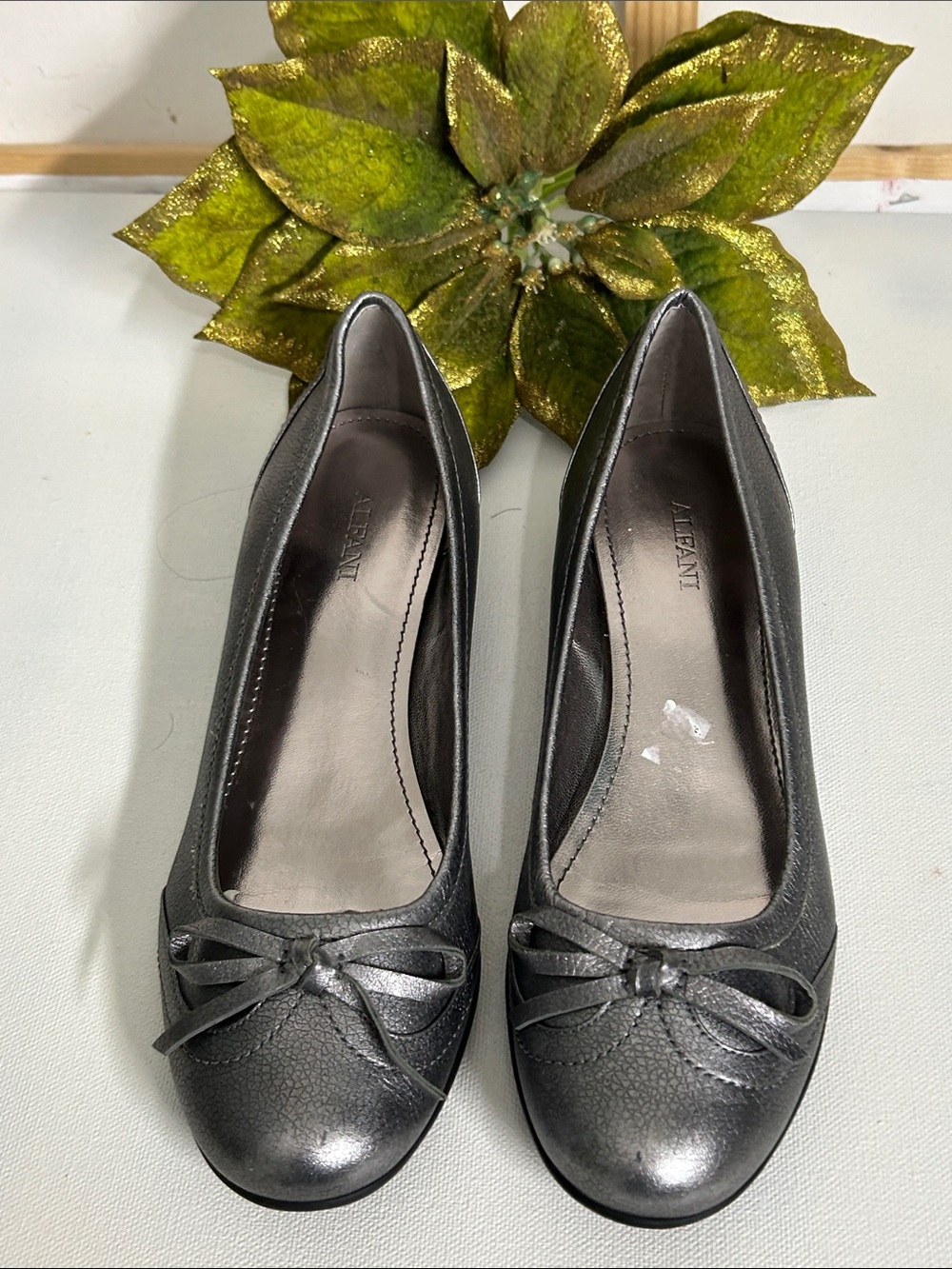 Avenue Metallic Silver Bow Pumps